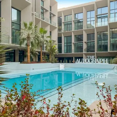 Modern Studio Near Burj Khalifa & Dubai Mall with Pool