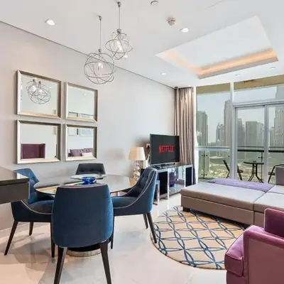 Stylish 2BR - Near Burj Khalifa & City Views