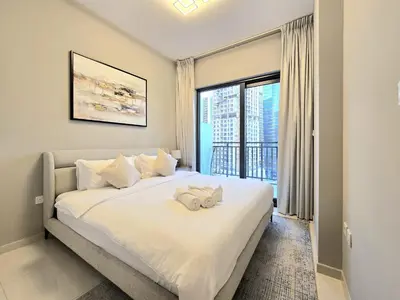 Gallery image of Kazan Homes - Plush 1BR with Balcony Close to Burj Khalifa and Dubai Mall - Business Bay in Dubai