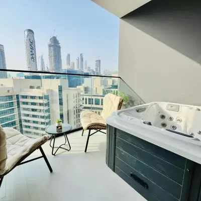 Business Bay Studio Jacuzzi & Iconic View