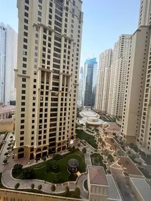 Gallery image of Sadaf 7 House Jbr for tourists - BEDSPACE in Dubai