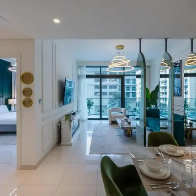 Vacationer I Luxurious 1 Bedroom Apartment I Private Beach and Infinity Pool Access