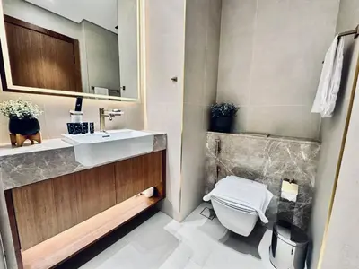 Gallery image of Elegant Studio Canal View Business Bay in Dubai