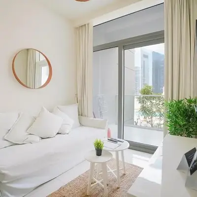 Bnbeyond's Serene Poolside Bliss