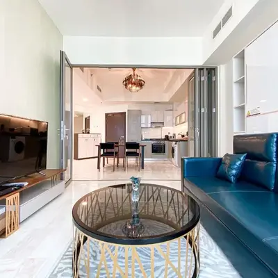 Stylish 1-Bedroom-Sleeps 4- Apartment -Bayz by Danube