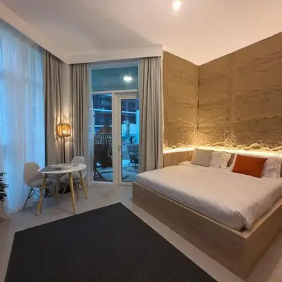 Cozy Studio with Balcony Pool View - Business Bay