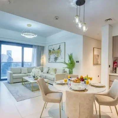 Sky-High Charm Exquisite 2BDR in Downtown