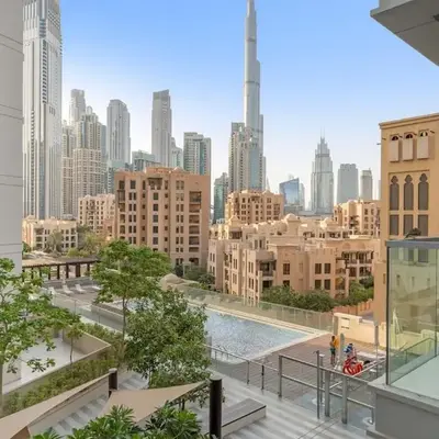 FIRST CLASS 1BR Burj Views & Classy Comfort