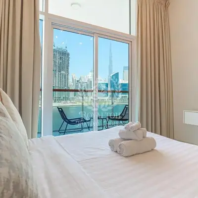 Royalton - Cozy Studio with Burj Khalifa & Canal Views