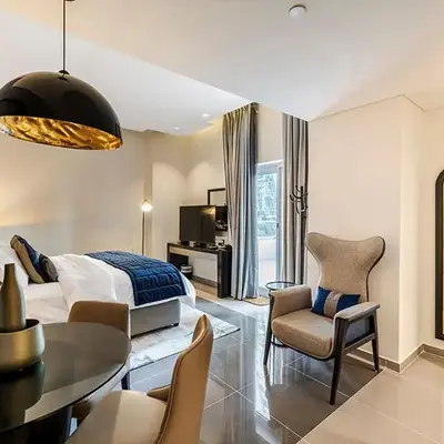 Stylish Studio With Pool View Mins to Dubai Mall