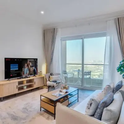 Family and Group Friendly Near Beach Metro and Marina