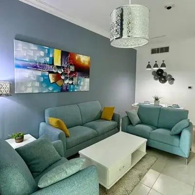 Luxury 2 BR Apartment Marina View