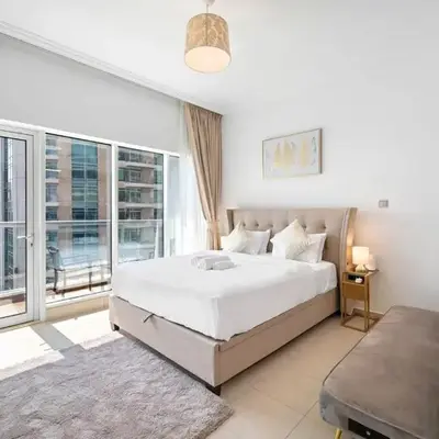 Spacious Studio - 10 min drive to Burj Khalifa