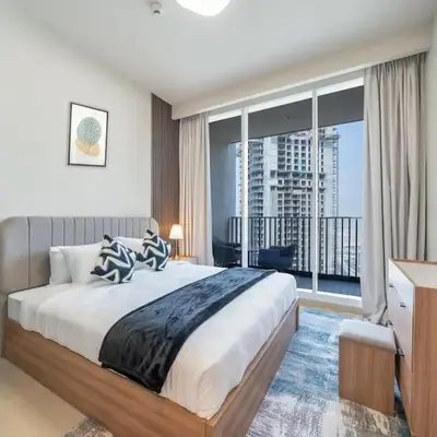 Luxurious 1BR Apartment in Harbour Gate