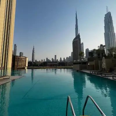 2min Walk to Dubai Mall - 2BR - Infinity Pool & Gym - Burj Khalifa