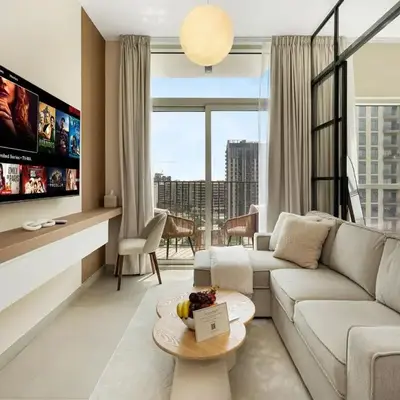 Modern 1BR with Cinema
