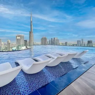 Famous Infinity Pool with Burj Khalifa View on High Floor
