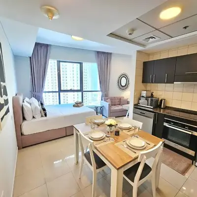 Opposite JBR Beach - Modern Studio