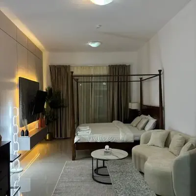 Al Zarooni building