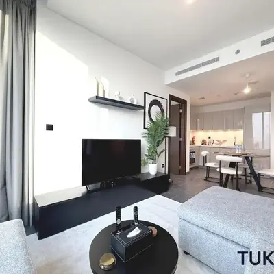Lux - 2BR - Spacious - Burj Khalifa View - New Bld
