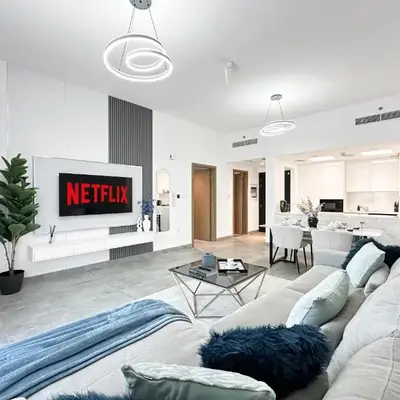 Golden Glow Getaway 1BR in JVC