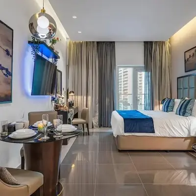 DAMAC Majestine Studio with Pool