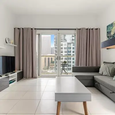 Stylish 1BR - Pool