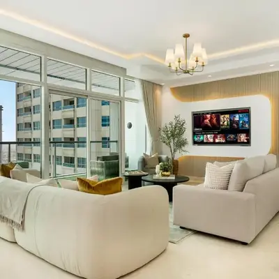 Kensington 2BR and Maid Luxurious flat in JLT