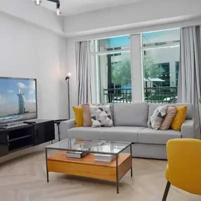 Vista Downtown Poolside 1BR Walk to Burj Khalifa
