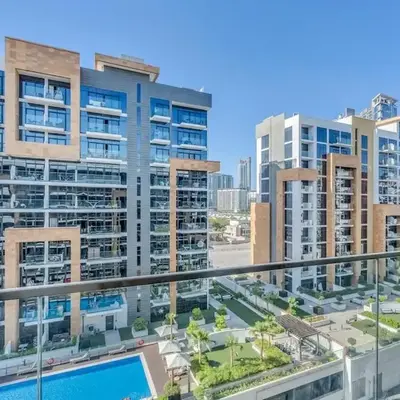 Studio in Azizi with Free Pool and Gym Access