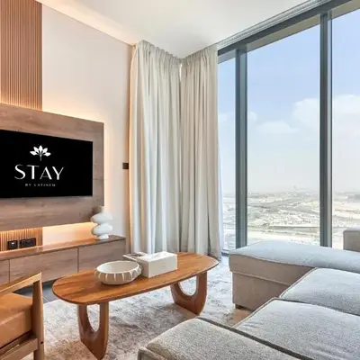 STAY BY LATINEM Luxury 1BR Holiday Home CB 2701 Near Burj Khalifa