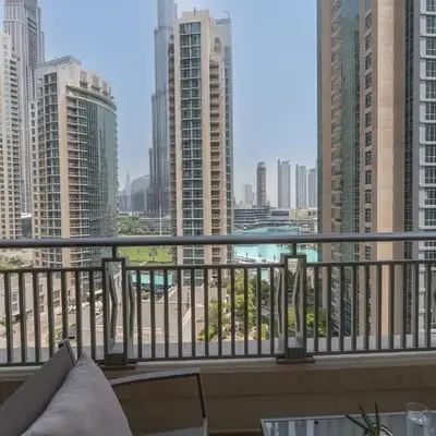Vogue Downtown Boulevard Central near Burj Khalifa and Dubai Mall