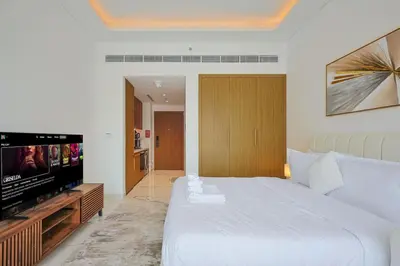 Gallery image of Modern Spacious Retreat in Azizi Riviera in Dubai