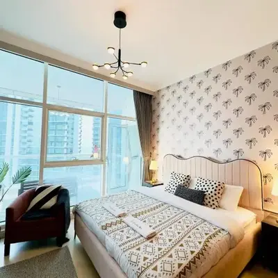 Walk to JBR Marina Beach & Tram! Luxury Family 3BD