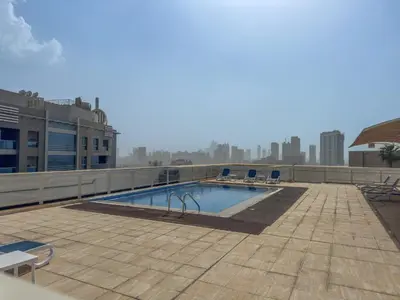Gallery image of StayShort - Al Barsha Apartment Sleeps 2 with Pool! in Dubai