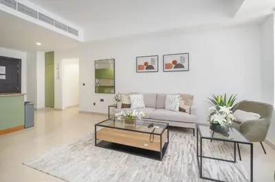 Gallery image of StayShort - Al Barsha Apartment Sleeps 2 with Pool! in Dubai