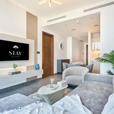 STAY BY LATINEM Luxury 1BR Holiday Home CB 3015 Near Burj Khalifa