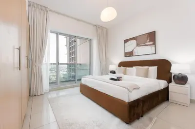 Gallery image of StayShort - Jumeirah Lake Towers sleeps 4 with City Views in Dubai