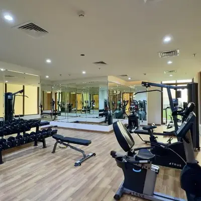 Brand New Stylish Unit near Circle Mall
