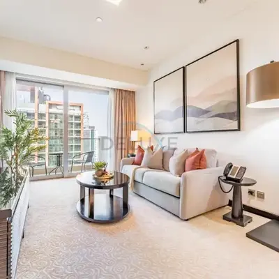 Luxury 1BR with Breathtaking Dubai Water Canal Views