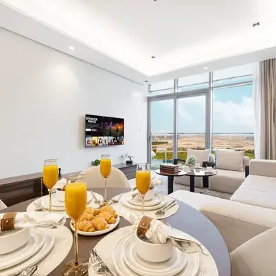 Deluxe Nobles Suites by Hostiva - Garden View
