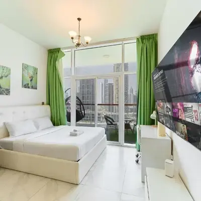 Modern Studio With Iconic Burj Khalifa & Canal Views