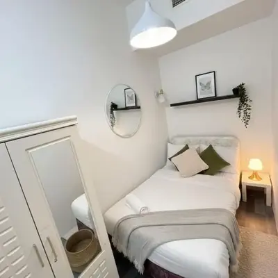 Peace Corner Partition Room In Barsha Heights Tecom
