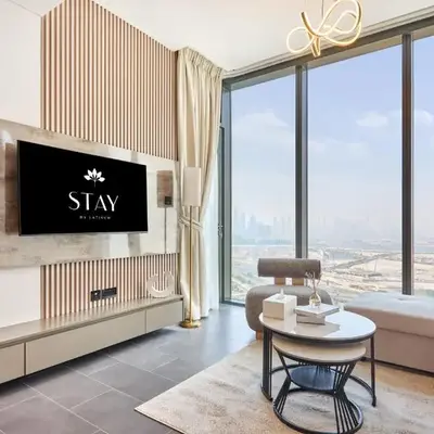 STAY BY LATINEM Luxury 1BR Holiday Home CB 3107 Near Burj Khalifa