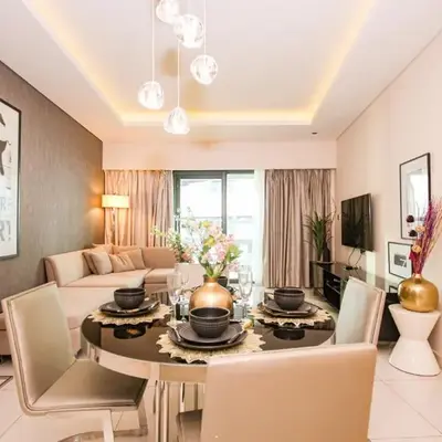 Stay in Style at Paramount Towers Spacious 1BR High Floor Luxury Furniture Branded Amenties