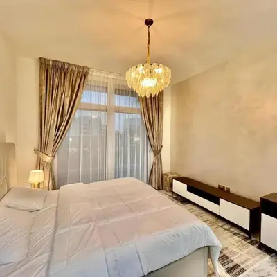 Mahenti - Jewelz · With balcony easy to pool & gym