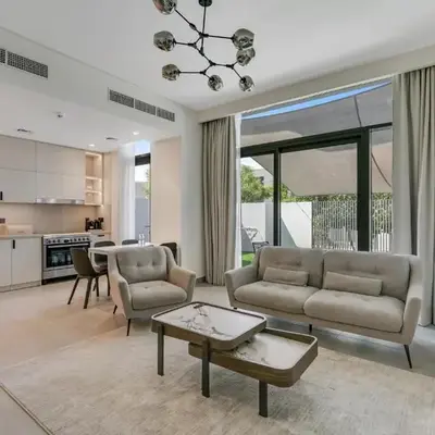 3 BR W Maid Walk to Pool