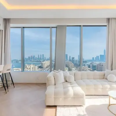 Daniels 1BR with Sea View at The Palm Tower