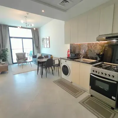 Cozy Modern 1BR with Dubai Skyline View