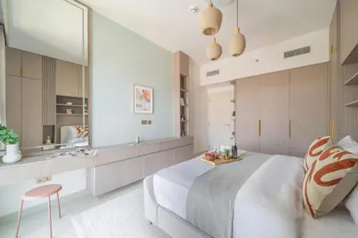a bedroom with a large mirror and a bed at Frank Porter - Rahaal 2 in Dubai